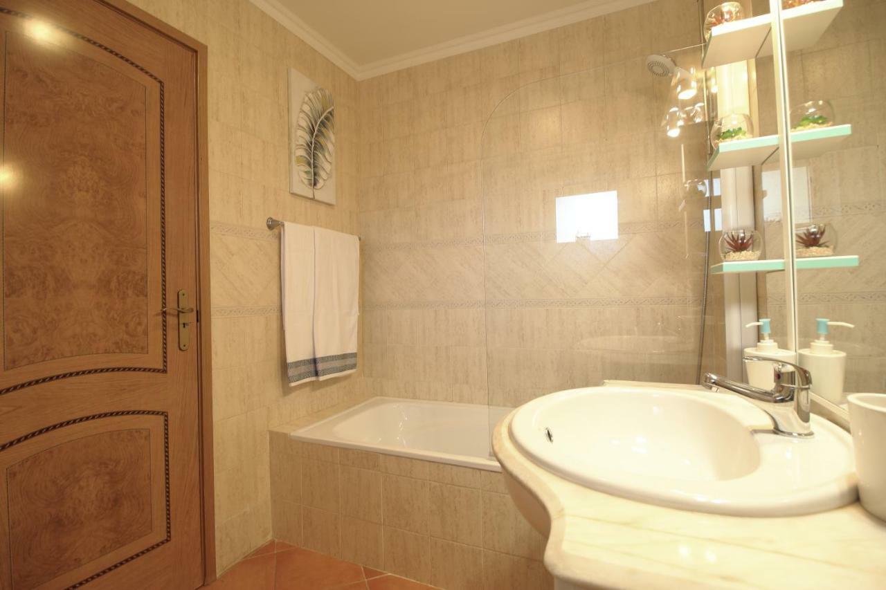 Condominio Do Mar Лагос Екстериор снимка